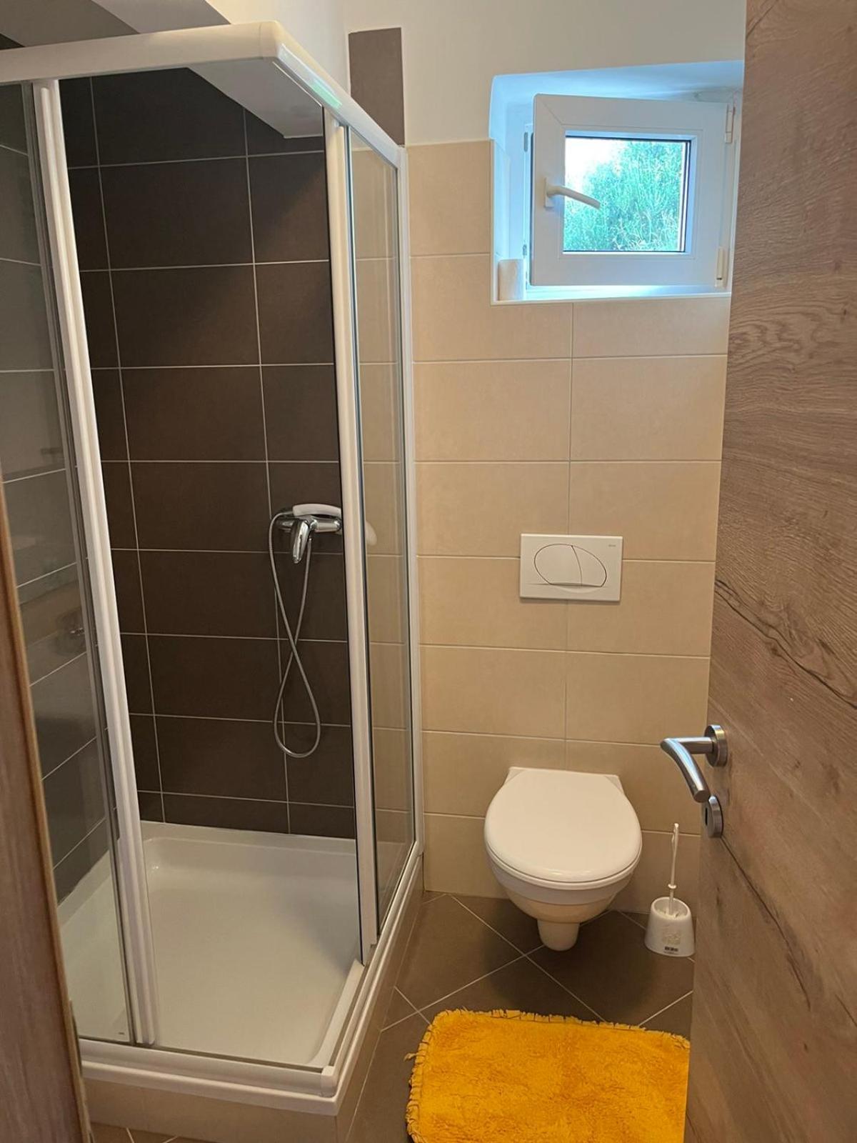 Apartments Dumicic Супетарска Драга Екстериор снимка