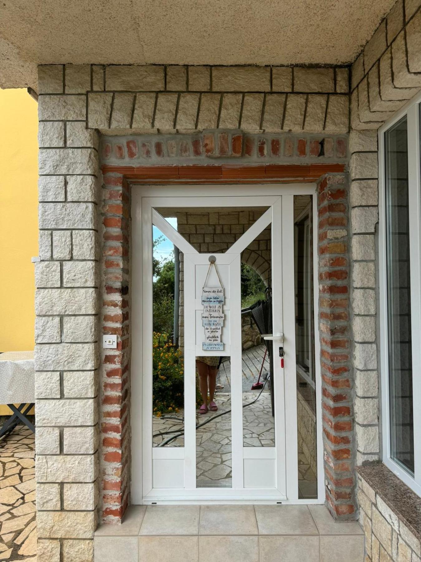 Apartments Dumicic Супетарска Драга Екстериор снимка