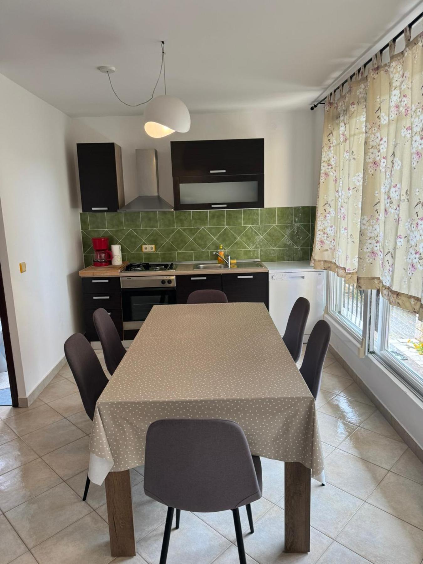 Apartments Dumicic Супетарска Драга Екстериор снимка