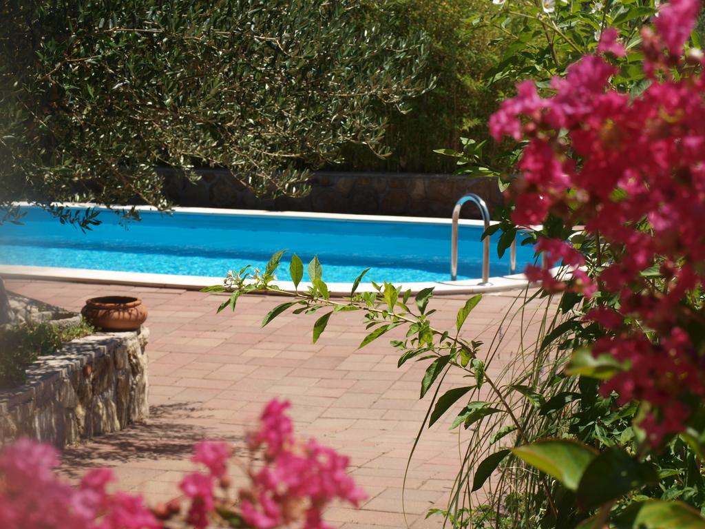 Apartments Dumicic Супетарска Драга Екстериор снимка
