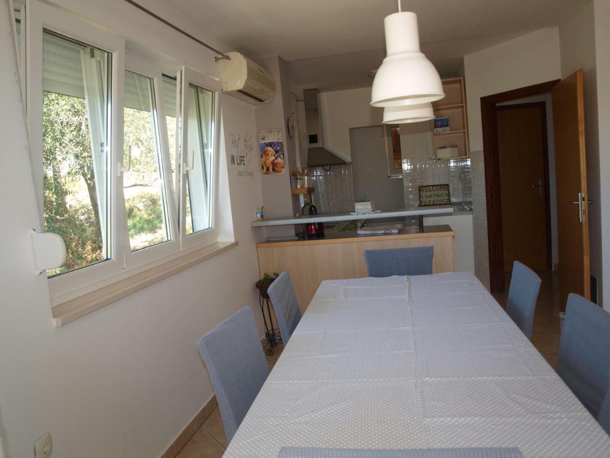 Apartments Dumicic Супетарска Драга Екстериор снимка