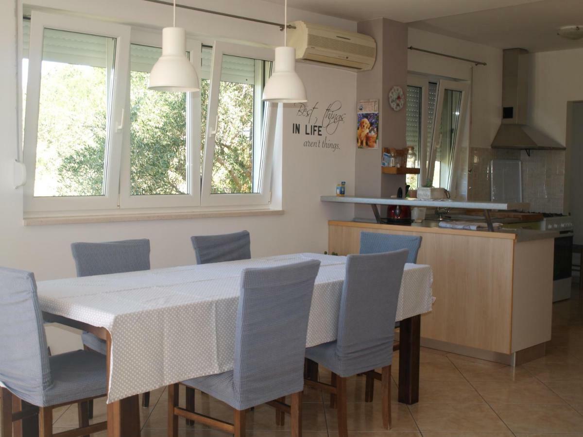 Apartments Dumicic Супетарска Драга Екстериор снимка
